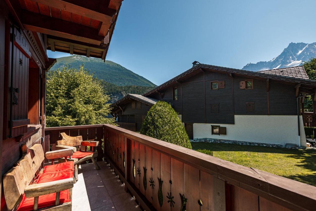 Blackbushe - Traditional - Alpes Travel - Sleeps 4-6 Chalet