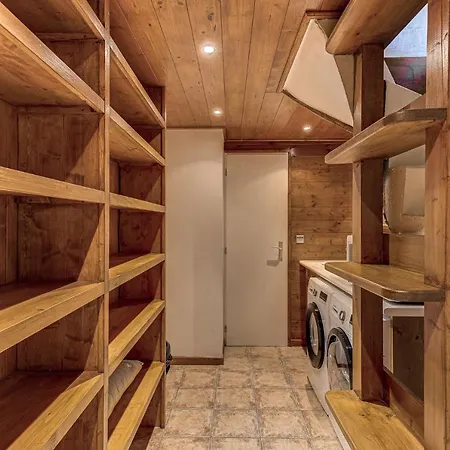 Chalet Blackbushe - Traditional Chalet - Alpes Travel - Sleeps 4-6 Les Houches Exterior photo