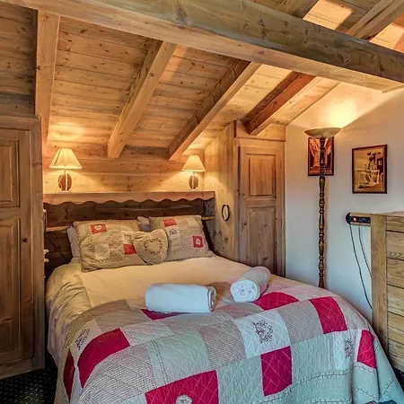 Chalet Blackbushe - Traditional Chalet - Alpes Travel - Sleeps 4-6 Les Houches Exterior photo