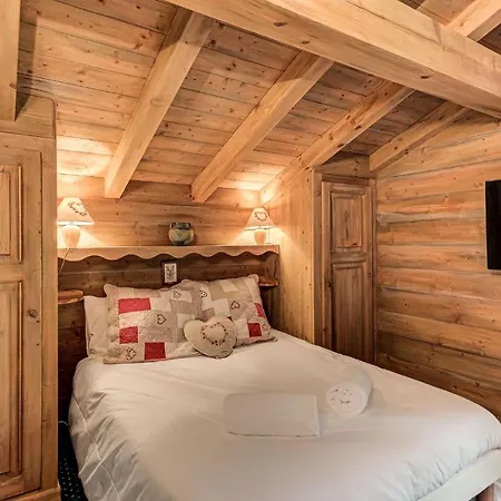 Chalet Blackbushe - Traditional Chalet - Alpes Travel - Sleeps 4-6 Les Houches Exterior photo